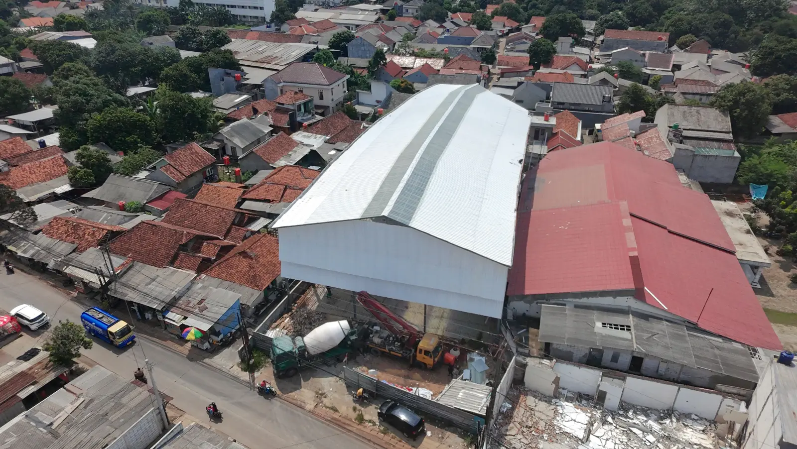 Pembangunan Lapangan Padel TP